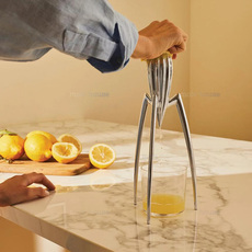 Лимоновыжималка 意大利品牌alessi juicy salif外星人家用手动便携式榨汁机 送礼