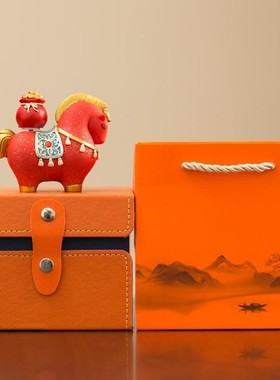 2026年国潮生肖马摆件马上发财家居客厅办公室工位小众桌面装饰品