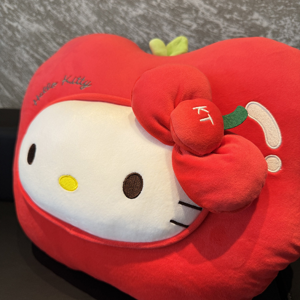 可爱卡通Kt抱枕被子两用靠枕车载办公室午休枕头毯子二合一可折叠,淘宝优惠券,粉丝福利购,淘宝优惠卷