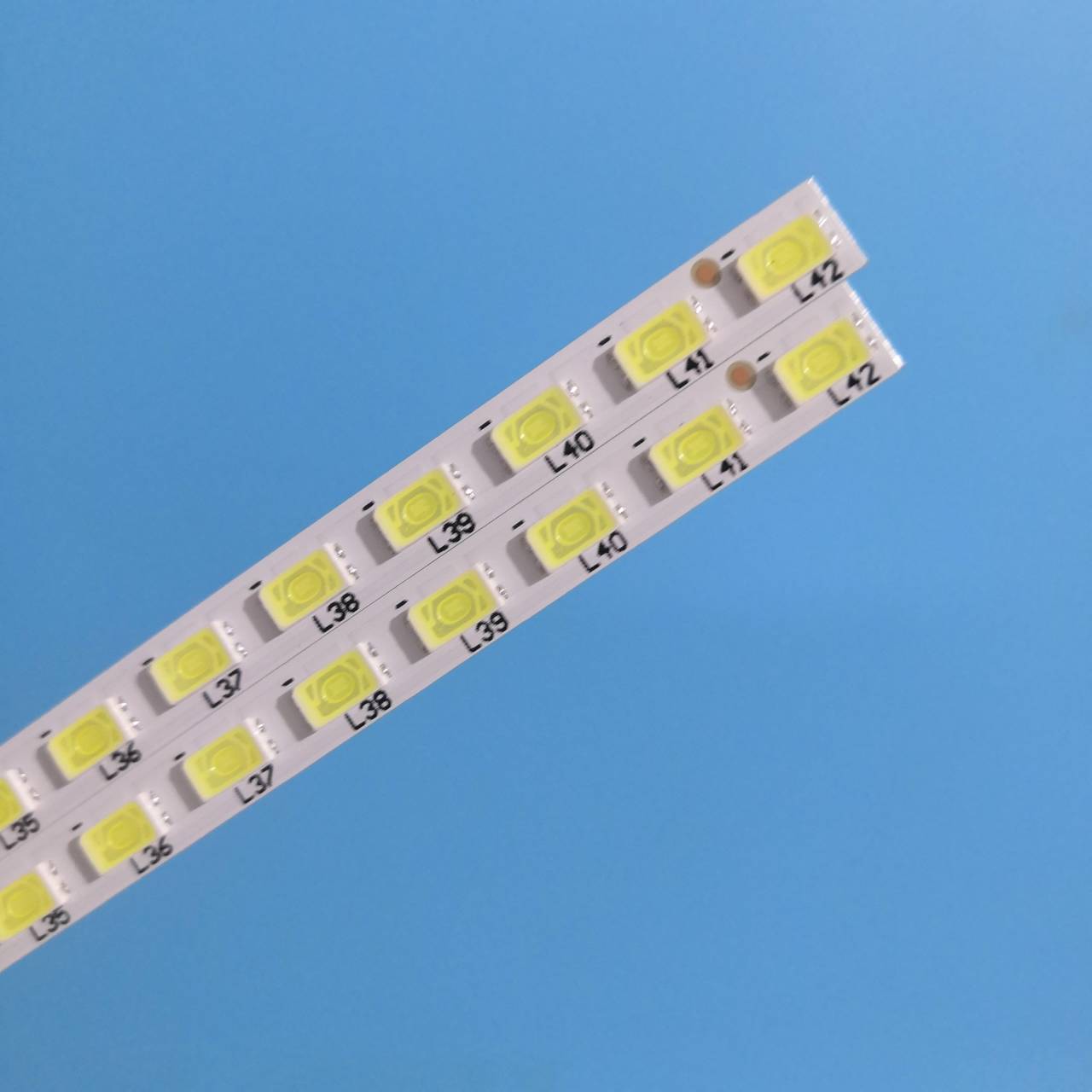 康佳LED32HS11 LED32IS97N LED32IS95N灯条KPL+315A1SE01 350 - 图0