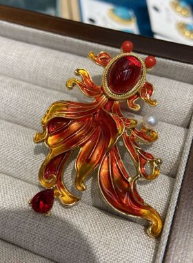 金鱼胸针经典中国礼服风国朝风气