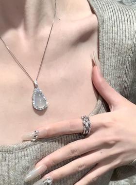 寓意：福禄双至——白玉福禄项链