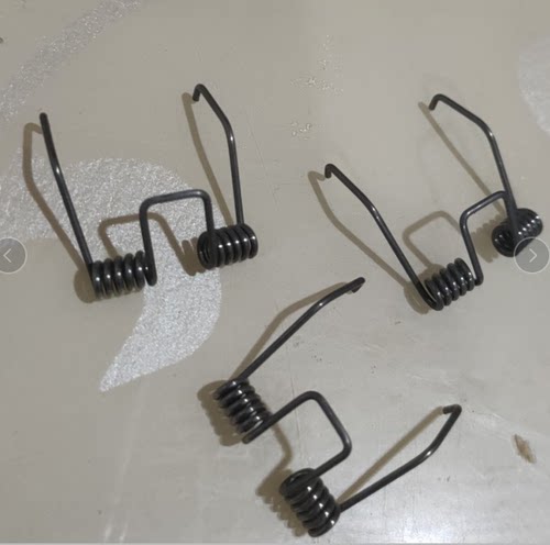 理发器陶瓷刀头通用弹条专业不锈钢刀头专用宠物电推剪弹簧弓子 - 图1