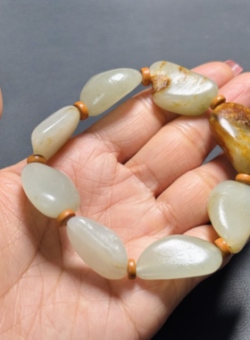 新疆和田玉籽料原石真皮真籽 油性好 青白玉手链 天然和田玉手链