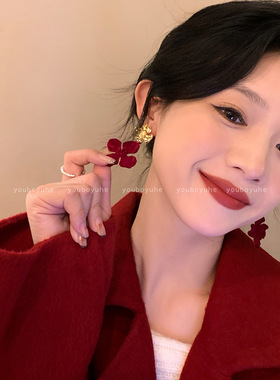 安可拉红金色花朵丝绒耳针女覆古港风小众高级感轻奢气质耳环耳饰