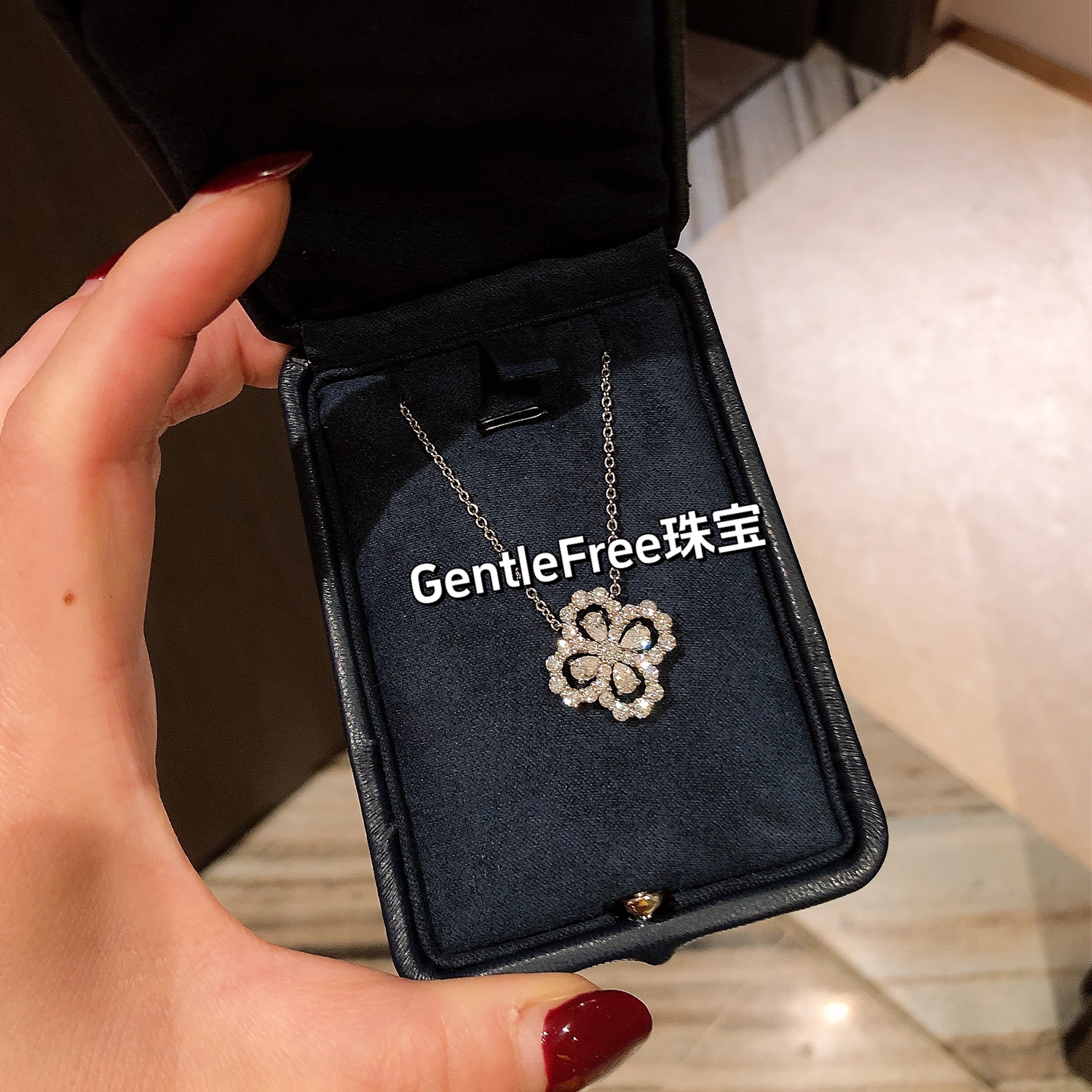 GentleFree珠宝定制18K白金loop大号满钻四叶草花项链 锁骨链女士 - 图2