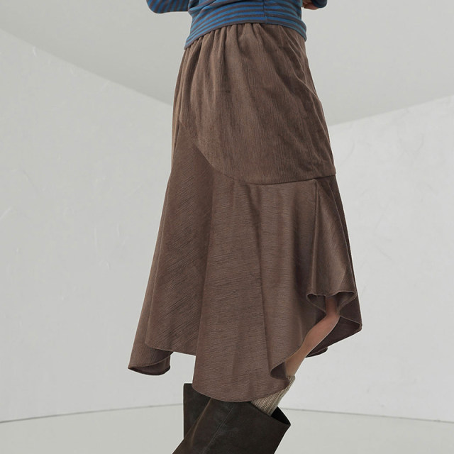 Irregular cut pleated skirt, versatile slimming skirt