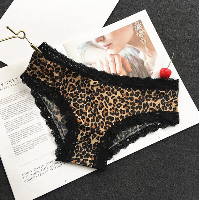 Luxury Leopard Low Wicker Slim Pants Female Fashion Short Gants Soft briefs Speed dry