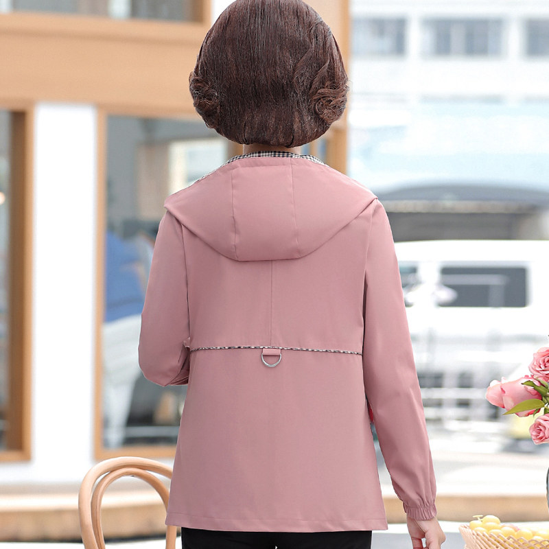 妈妈新款春装中老年40岁50洋气夹克 芳华再燃中老年女装