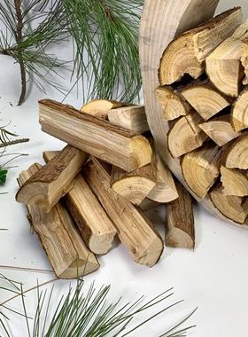 客厅木材造型美式橱窗壁炉