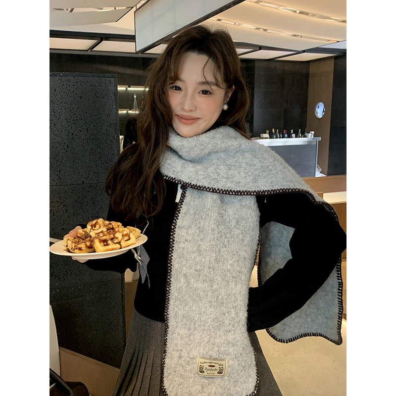 2025新款韩版氛围感绿色百搭小熊标围巾女秋冬保暖护颈软糯围脖潮,淘宝优惠券,粉丝福利购,淘宝优惠卷