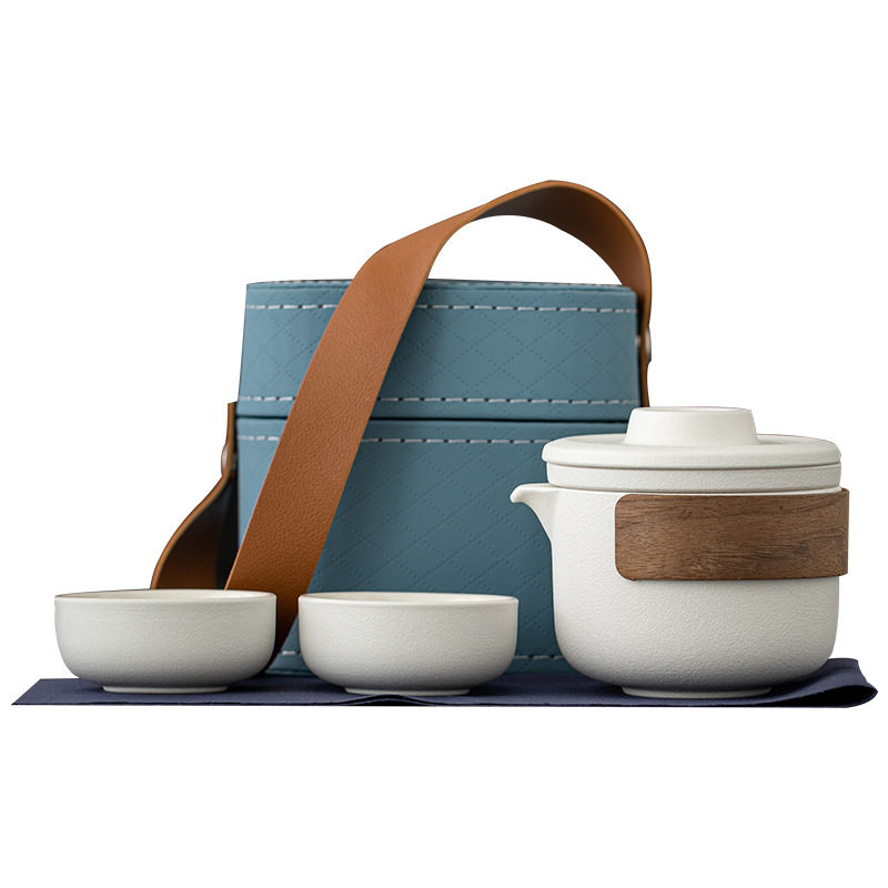 Travel tea set one pot two quick guest cups