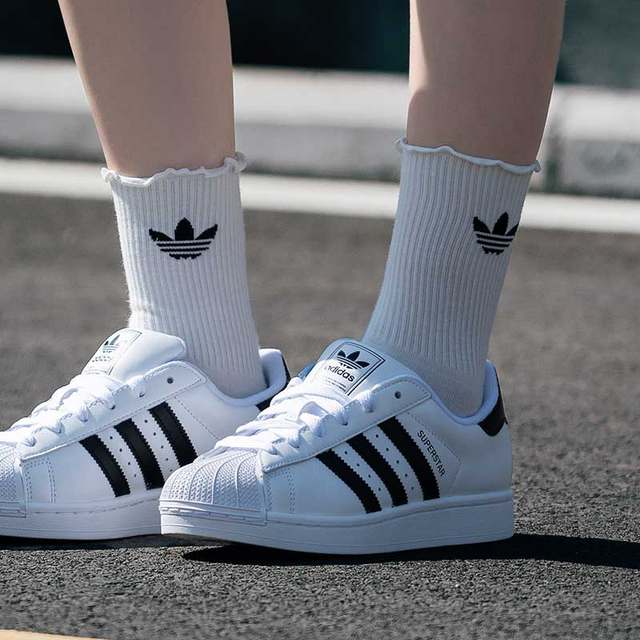 Shell toe sneakers Adidas clover unisex style