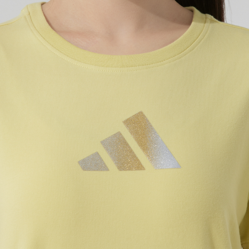 adidas阿迪达斯女装2025夏季新款运动上衣休闲圆领短袖T恤JM8802 - 图2