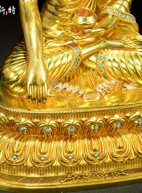 全鎏金释迦牟尼铜像摆件