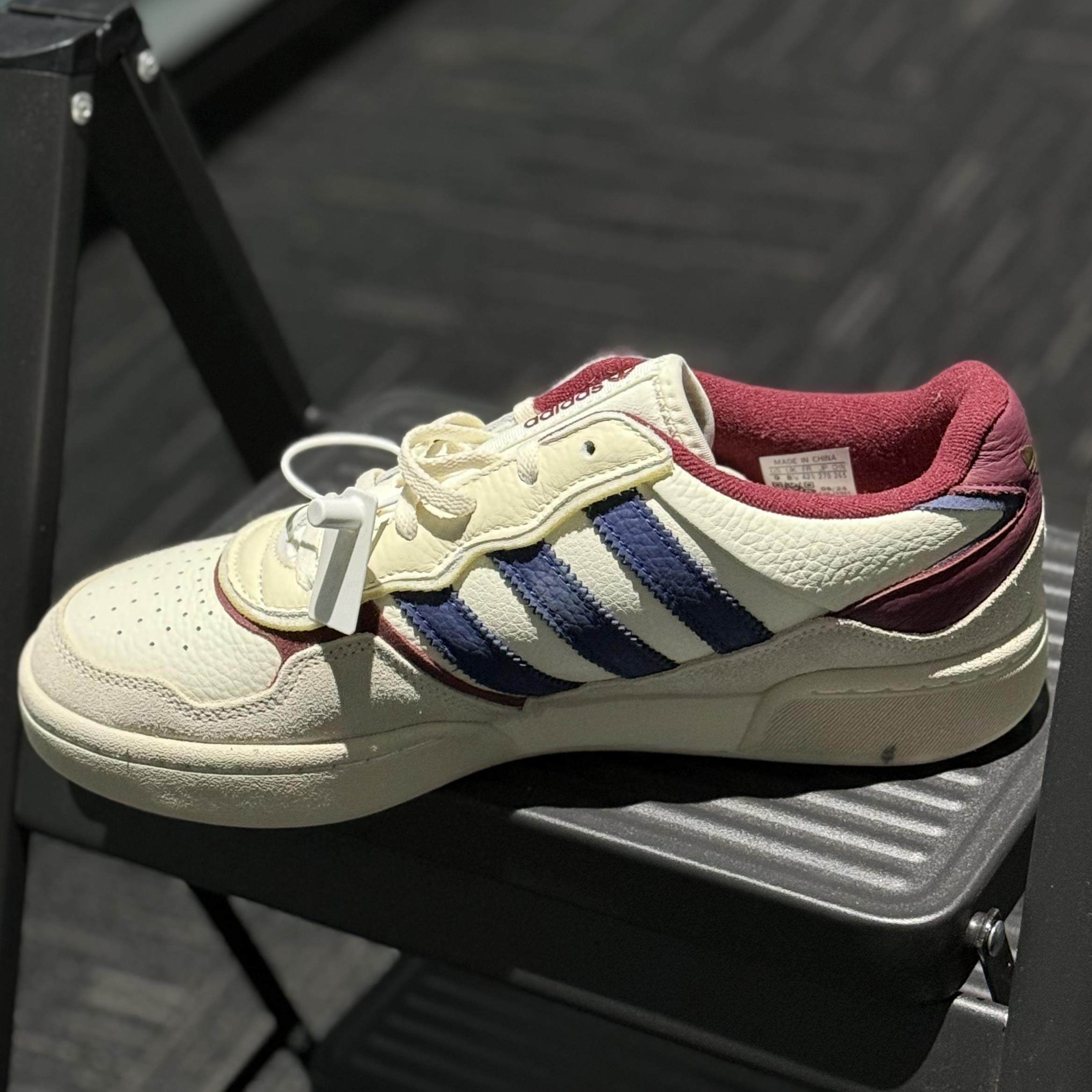 Adidas阿迪达斯男鞋春季新款低帮小白鞋红色复古运动板鞋ID0560,淘宝优惠券,粉丝福利购,淘宝优惠卷