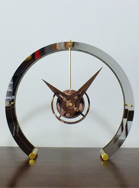 现代轻奢简约意式不锈钢胡桃木创意挂钟样板间台面座钟装饰品摆件