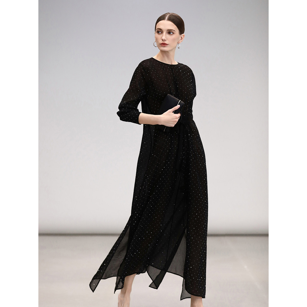 COCOBELLA[璀璨星河]烫钻肌理感夏连衣裙吊带裙两件套长裙FR7062,淘宝优惠券,粉丝福利购,淘宝优惠卷