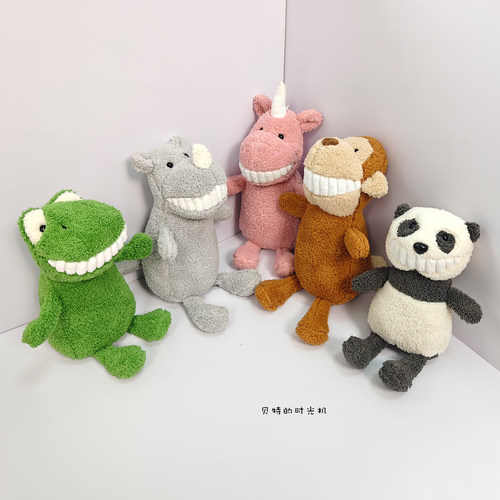 微笑大牙小猪公仔呲牙丑萌玩偶睡觉抱床上布娃娃恐龙毛绒玩具女孩 - 图1