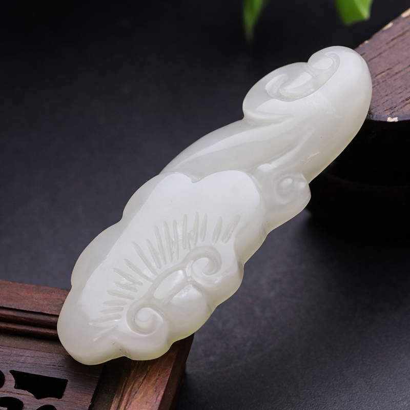 Xinjiang Hetian Jade White Jade Ruyi Pendant Necklace Xinjiang Hetian Jade White Jade Ruyi Pendant Necklace