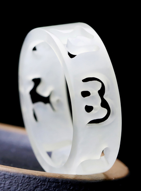 造型精致轻薄镂空雕琢平安护佑