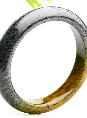 女款天然扁条宽边糖沁和田玉手镯