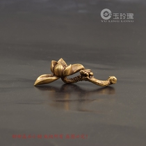 Bronze Art pure solid brass Carved Lotus Frogs Elegant Anecdote tea Bronze Tea Pamper Cumin brass to play the ancient gameplay bronze