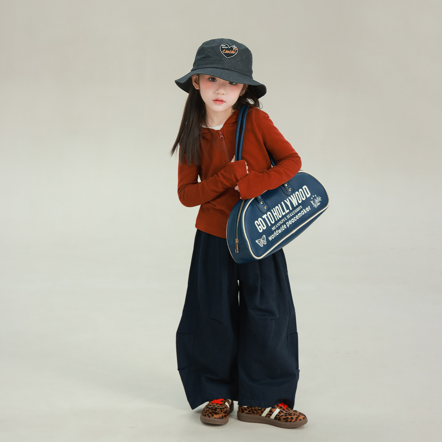 大耳象女童纯色穿指袖连帽外套2026春季新款宝儿休闲百搭修身上衣,淘宝优惠券,粉丝福利购,淘宝优惠卷