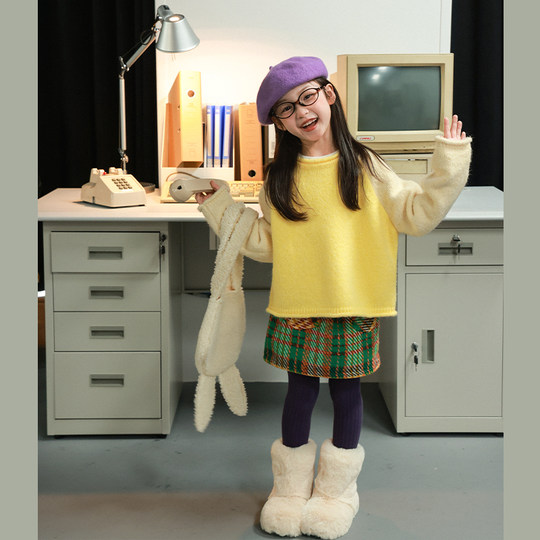 Utouto big ear elephant girl colorful checkered skirt 2025 winter new style Baoer casual versatile skirt