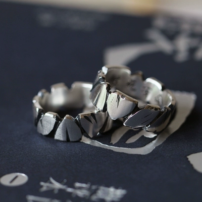 "Nhiệt độ của đá" ban đầu 999 chiếc nhẫn bạc cá tính nam nữ thủy triều khô đá đôi thối nhẫn - Nhẫn