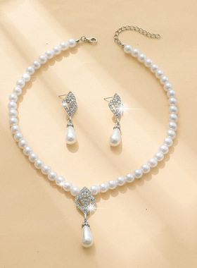 欧美时尚新珍珠项链首饰套装镶钻玫瑰花镂空吊坠珍珠流苏新娘套链