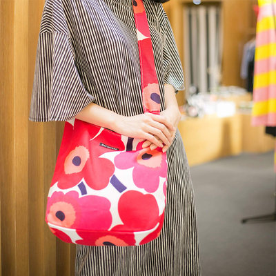 现货 芬兰marimekko玛莉美歌帆布袋unikko罂粟花单肩斜挎背包 虎窝淘