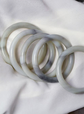 天然水墨画飘花和田玉圆条细手镯 女玉石镯子叮当镯饰品礼物