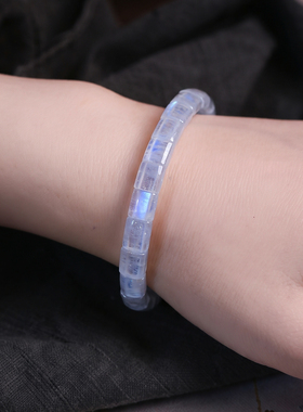 精品 天然水晶蓝月光石手排款手链 蓝光效果好女款水晶手串饰品