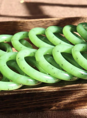 天然俄罗斯碧玉乌兰海圆条手镯