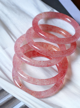 老矿白水体草莓晶叮当镯手镯