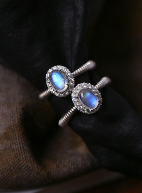 精品彩宝天然蓝月光石纯银镶嵌款戒指 可调节 女款月光石指环饰品