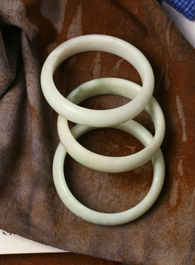 工厂处理福利 天然正品陕西蓝田玉手镯浅蓝色玉石镯子 百搭手饰