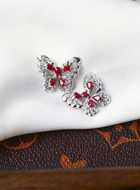精品彩宝天然红宝石纯银镶嵌蝴蝶款吊坠 女款彩宝银镶挂坠饰品