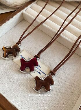 本命年锆石植绒小马项链休闲简约日常百搭毛衣链轻奢高级感项饰女