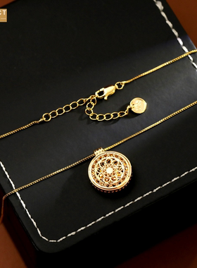 XKDDCT金店镶钻镂空花窗圆牌吊坠