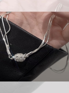 磁吸闪钻多层叠戴项链轻奢