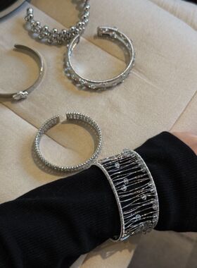 多层圆珠素圈开口戒指手镯套装小众个性极简搭配韩系ins冷淡风女