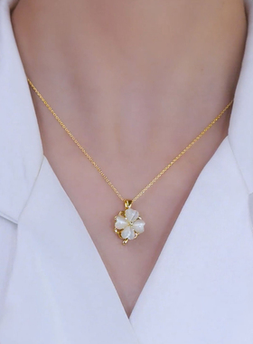 四叶花项链会旋转销骨链女
