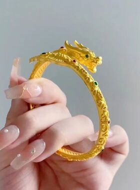 神龙摆尾手镯女金色龙形手环花丝工艺新中式霸气精巧新款高级轻奢