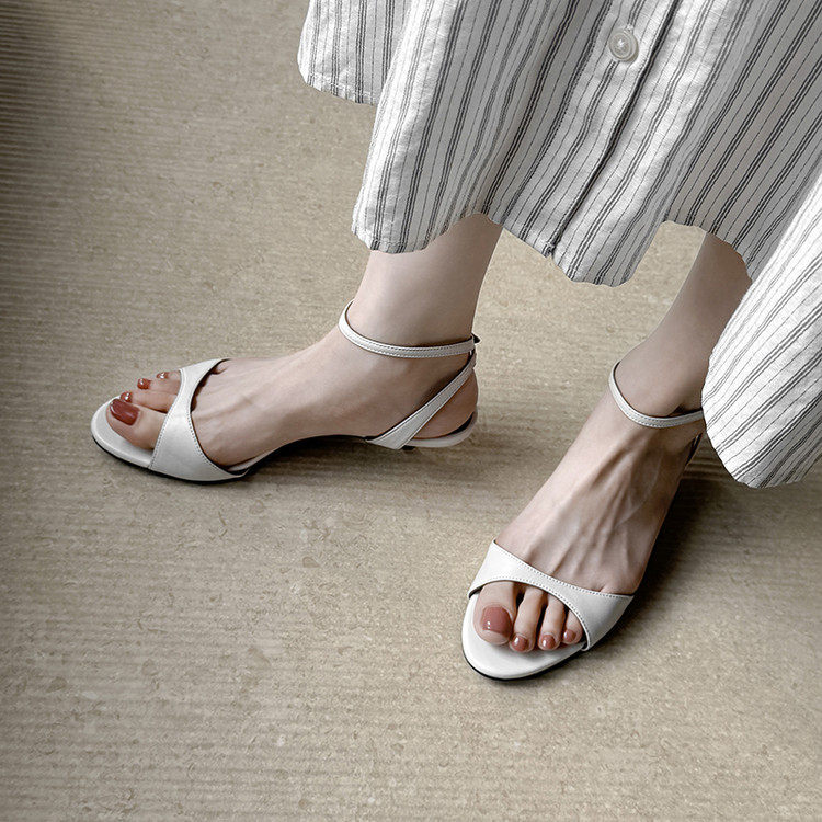 极简风一字扣带凉鞋2025年夏季新款法式小猫跟露趾高跟鞋凉鞋女鞋,淘宝优惠券,粉丝福利购,淘宝优惠卷