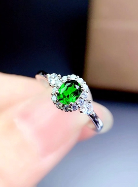 甜美瑞丽祖母绿戒指女款1克拉绿宝石女戒纯银镀18K白金宝石戒