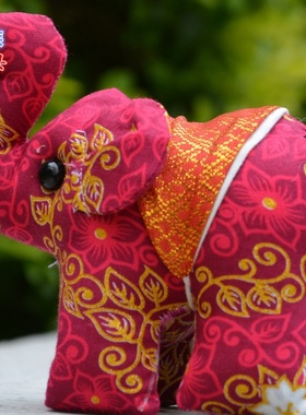 云南民族风傣族农家乐饭店酒店布艺公仔小象创意摆件家居客厅装饰