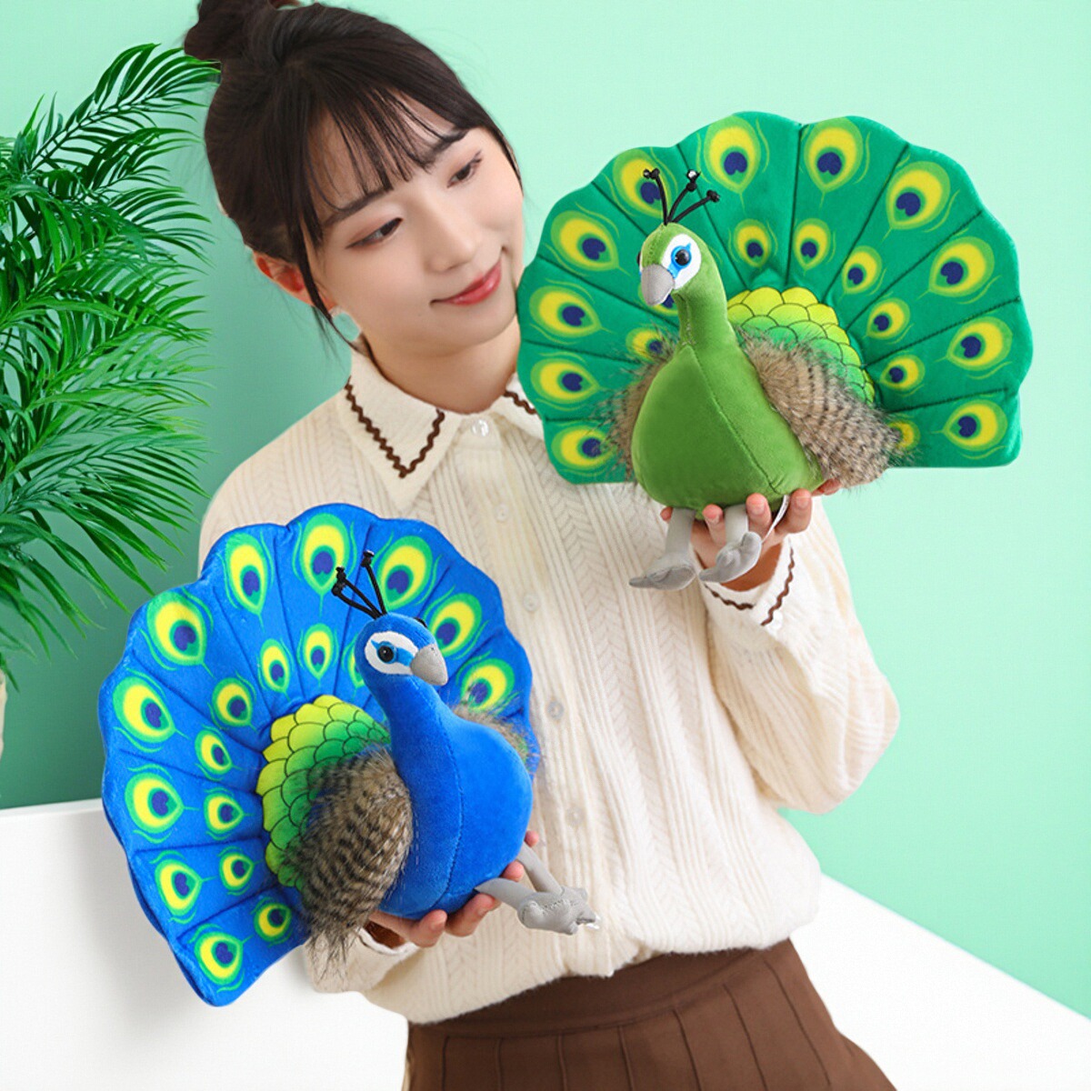 2024新款动物园毛绒玩具孔雀玩偶纪念品儿童书桌动物摆件小号娃娃 - 图1