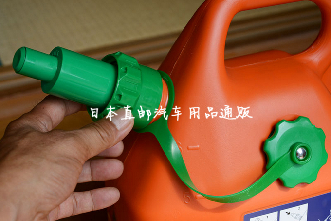 日本进口便携加厚塑料汽油桶6升加油桶汽油壶备用防溢油箱防爆罐 - 图1
